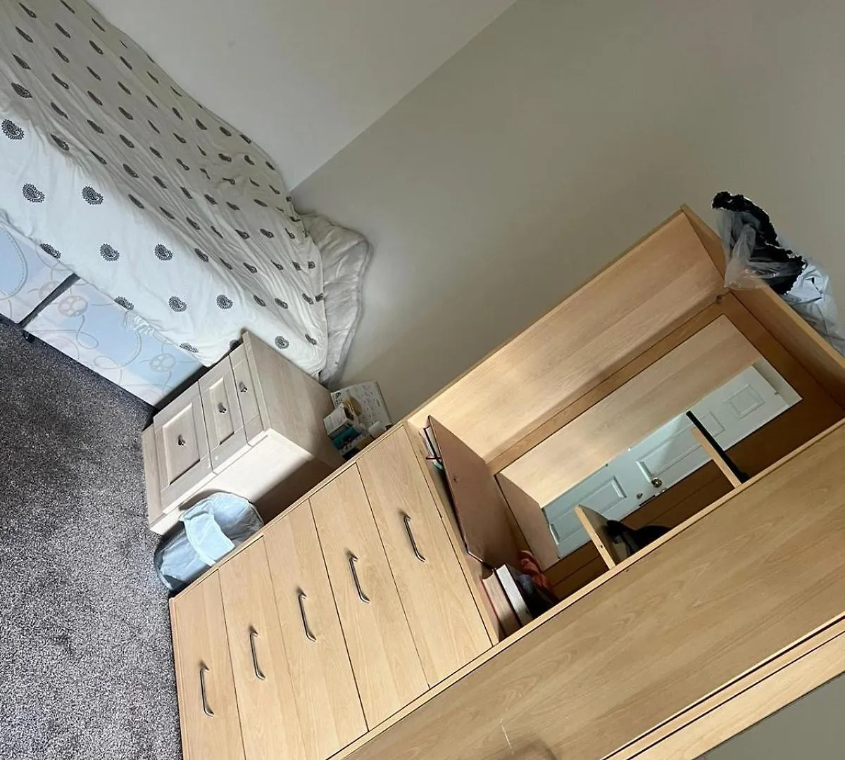 布雷得佛Two Bed Terraced House别墅 0*, 布雷得佛 英国